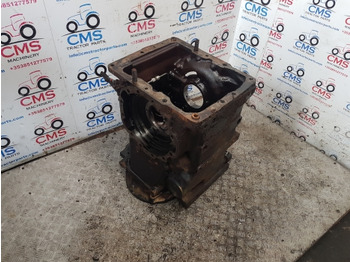 Trục sau CASE