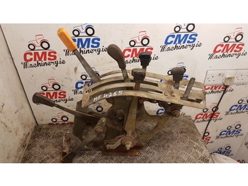 Cabin và nội thất cho Máy cày Massey Ferguson 4255 Cab Lift Rear Console Controls 3814519m92: hình 2