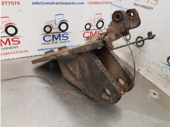 Hệ thống treo Massey Ferguson 7s.180, 6615, 7714, 6715, 7716 Stabiliser Bracket Rh 4313925m92: hình 2