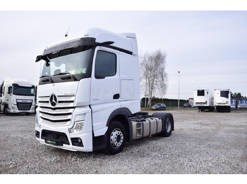 Xe đầu kéo MERCEDES-BENZ Actros 1845