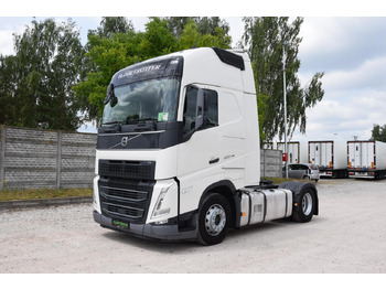 Xe đầu kéo VOLVO FH 460