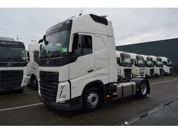 Xe đầu kéo VOLVO FH 460