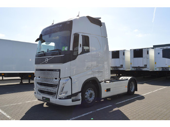 Xe đầu kéo VOLVO FH 460