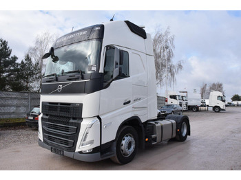 Xe đầu kéo VOLVO FH 460