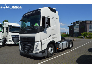 Xe đầu kéo VOLVO FH 500