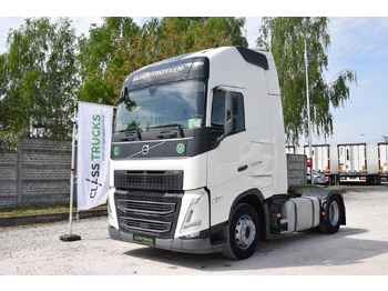 Xe đầu kéo VOLVO FH 500