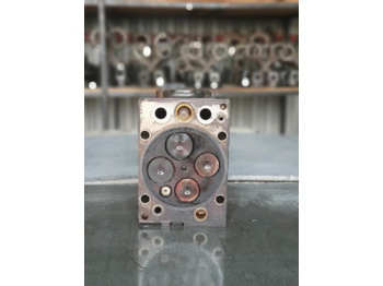 Đầu xilanh MERCEDES-BENZ Axor