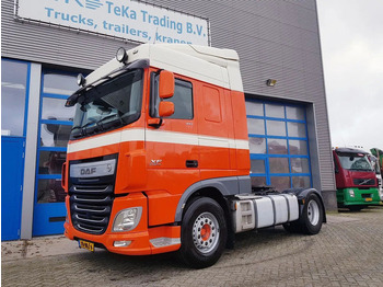 Xe đầu kéo DAF XF