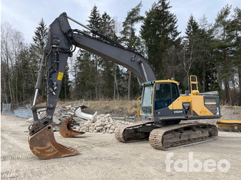 Máy xúc bánh xích VOLVO EC300EL