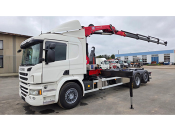 Xe tải nâng móc SCANIA P