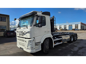 Xe tải nâng móc VOLVO FM 460