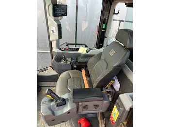 Máy xúc lật bánh lốp CAT 980 (Under Preparation): hình 3