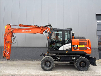 Máy xúc bánh lốp HITACHI ZX140W-5