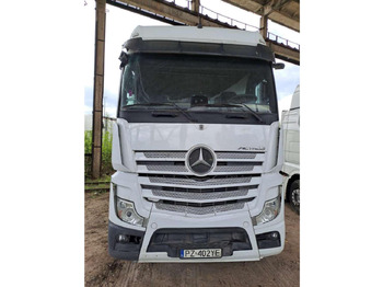 Xe đầu kéo MERCEDES-BENZ Actros 1845