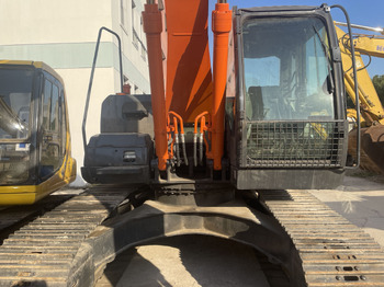 Máy xúc bánh xích HITACHI ZX200