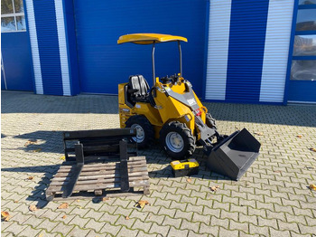 Máy xúc lật mini gấp khúc
