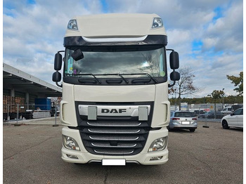 Xe đầu kéo DAF XF 480