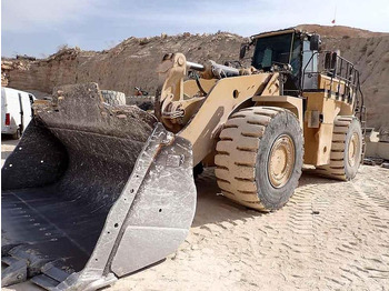 Máy xúc lật bánh lốp CATERPILLAR 988K