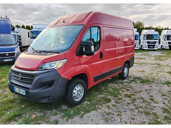 Xe van chở hàng FIAT Ducato