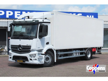 Xe tải hộp MERCEDES-BENZ Actros 1832