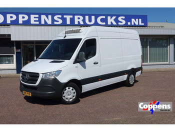 Xe van đông lạnh MERCEDES-BENZ Sprinter 316