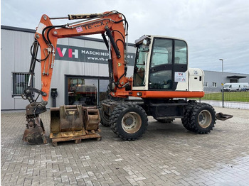 Máy xúc bánh lốp TEREX