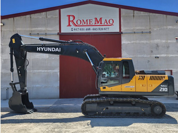 Máy xúc bánh xích HYUNDAI R210