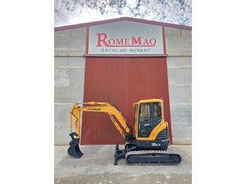 Máy xúc mini HYUNDAI