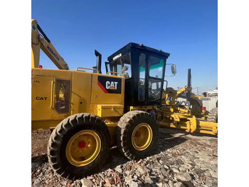Máy san CATERPILLAR 140K