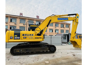 Máy xúc bánh xích KOMATSU PC200-6