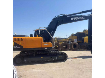 Máy xúc HYUNDAI