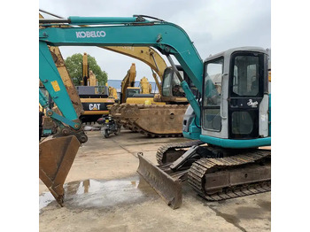 Máy xúc bánh xích