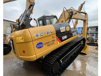 Máy xúc bánh xích CATERPILLAR 320D