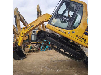 Máy xúc bánh xích KOMATSU PC60-6