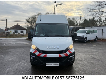 Xe van chở hàng IVECO Daily