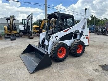 Máy xúc lật đa năng BOBCAT S590