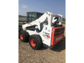Máy xúc lật đa năng BOBCAT S770