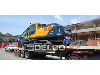 Máy xúc bánh xích HYUNDAI