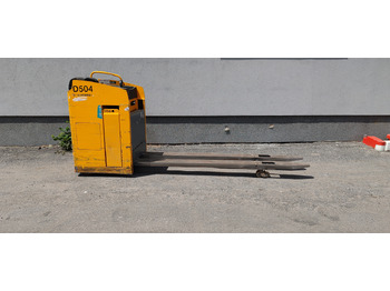 Xe tải nâng pallet JUNGHEINRICH