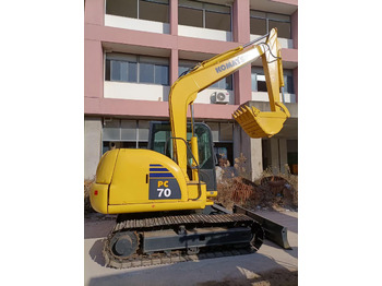 Máy xúc mini KOMATSU PC70