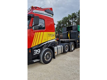 Xe đầu kéo VOLVO FH12 420
