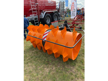 Trang thiết bị dàn trải mới Spawex Silowalze / Silage spreader / Épandeur d'ensilage / Spandiconcime / Esparcidor de forraje verde / Кормораспределитель / Rozgarniacz do zielonki Tornado 2,2 m: hình 2