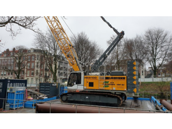 Cần cẩu bánh xích LIEBHERR