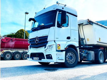 Xe đầu kéo MERCEDES-BENZ Actros 1851