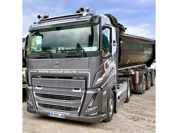 Xe đầu kéo VOLVO FH16 750