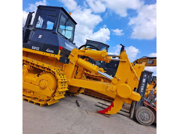 Máy ủi Shantui SD 32: hình 4