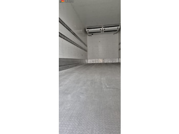 Xe tải đông lạnh Mercedes-Benz 1830L Thermoking UT1200: hình 4 Xe tải đông lạnh Mercedes-Benz 1830L Thermoking UT1200: hình 4