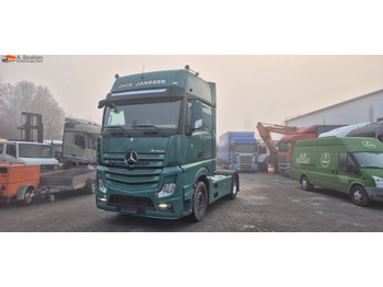 Xe đầu kéo MERCEDES-BENZ