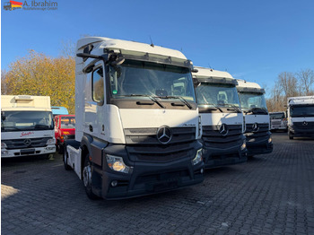 Xe đầu kéo MERCEDES-BENZ Actros 1846