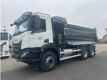 Xe ben IVECO T-WAY